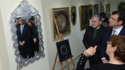 ALTIN KIZLAR SERGİSİ GÖZ KAMAŞTIRIYOR