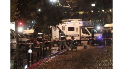 Sultanahmet'te bombalı saldırı: 1 şehit!