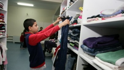 BİNLERCE KİŞİYE YARDIM ELİNİ UZATTI