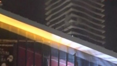 Zorlu Center'da yangın: 1 ölü 6 yaralı