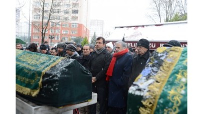 YANGINZADE ANNE VE KIZI TOPRAĞA VERİLDİ