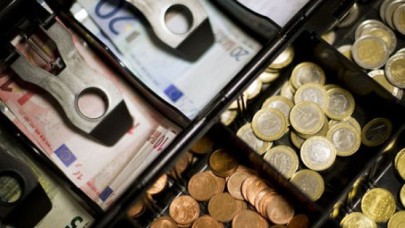 Memurlara yanlışlıkla çift maaş ödendi