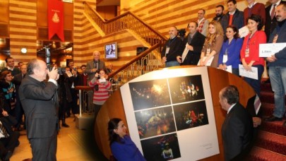 Bacıoğlu, ödülünü Topbaş’tan aldı