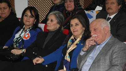 AK Kadınlar da seçim yaptı !