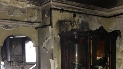 Evi yanan aileye Belediye sahip çıktı