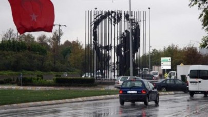 Atatürk rahatsız mı etti?