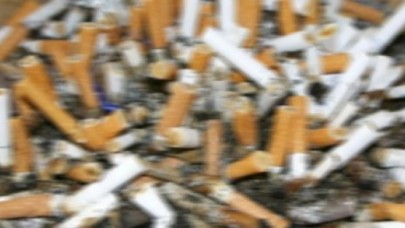 Sigara artık kapı önünde de yasak