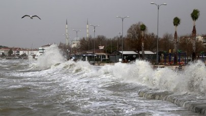 Büyükçekmece'de son 50 yılın en şiddetli lodosu