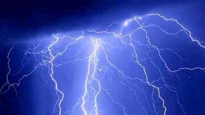 Meteoroloji: Gök Gürlerse Duş Almayın