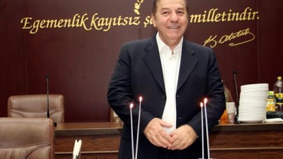 KADIOĞLUNA SÜPRİZ DOĞUM GÜNÜ