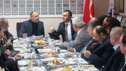 ELEKTRİK SORUNU MASAYA YATIRLDI!