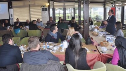 Özcan Işıklar eğitimcilerle buluştu