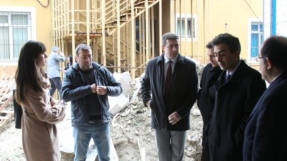 Hastane başka bahara kaldı!