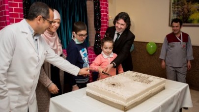 MİNİK KALPLER, MORAL BULDU