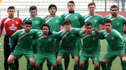Gürpınarspor U-17, sınıfı geçemedi