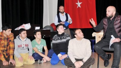 Yunus Emre geliyor...