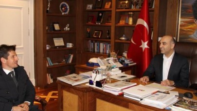 Belözoğlu'ndan Bakırköy Belediyesi'ne ziyaret