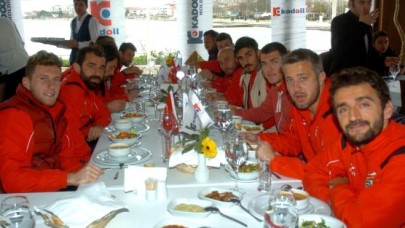 Rize’ye moralli gittiler