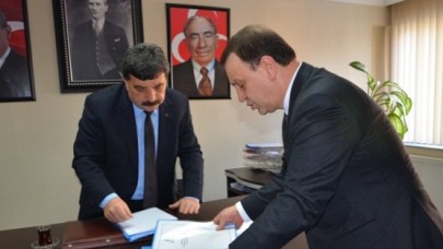 Kapı kapı dolaşıyor