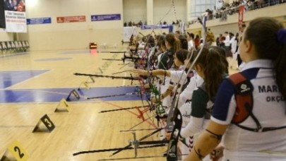 Geleceğin Okçuları Hedefi Vurdu