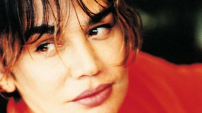 'Minik Serçe' ayağını kırdı