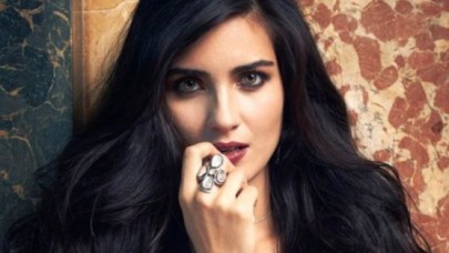 Araplar'ın en çok beğendiği yıldız Tuba Büyüküstün