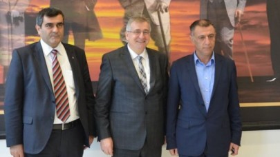 Taşkan Uysal ve Ali Şeker'den Cem Kara'ya Ziyaret
