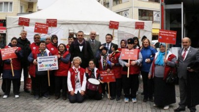 Engelli izcilerden örnek kampanya