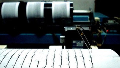 Akdeniz'de 3 ayrı deprem