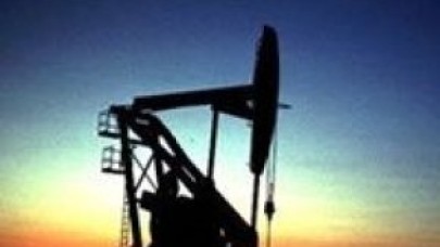 S.Arabistan petrol üretimini 700 bin varil artırdı