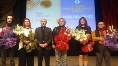 Dünya Şiir Gününde panel