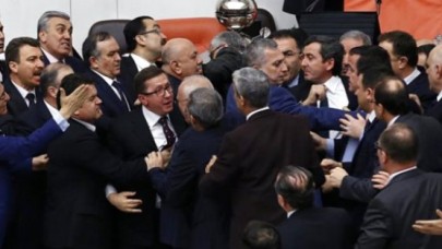 İç Güvenlik Paketi, Mecliste Kabul Edildi