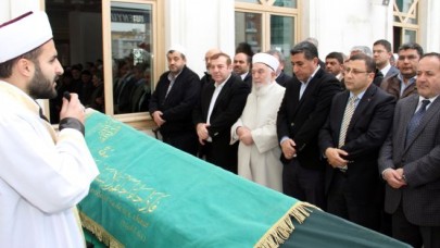 AKBOĞA’NIN ANNE ACISI