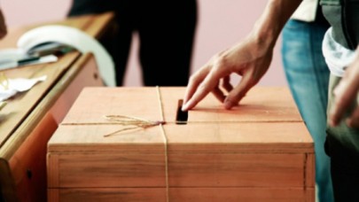 3 Parti de Emekli, Dar Gelirli ve Gençlerin Peşinde