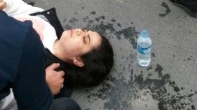 Motosikletli Sürücü Kırmızı Işıkta Geçen Yayaya Çarptı: 2 Yaralı