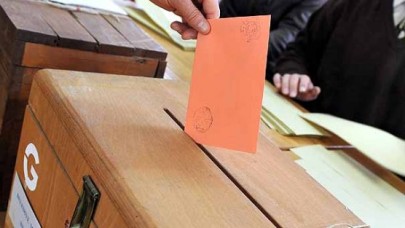 AK Partide 800 bin görevli