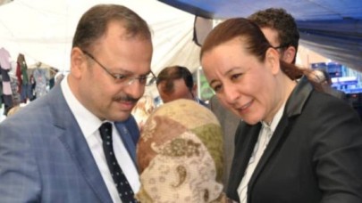 DURMAK YOK HİZMETE DEVAM