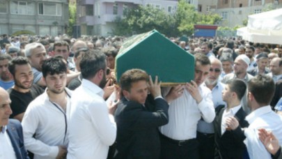 Kazada Ölenler Son Yolculuğuna Uğurlandı