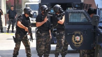 Selahattin Demirtaş’ın evine polis baskını!