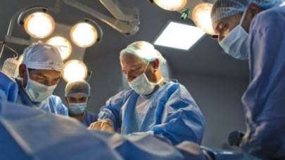 Doğum Yapan Annenin Karnında Cep Telefonu Unuttular!