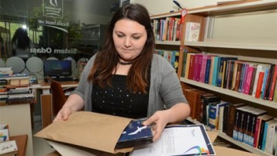 Ünlülerin sesiyle martı dile geldi