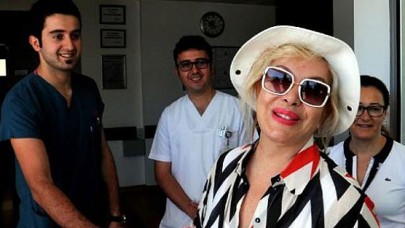 Emel Sayın hastanelik oldu