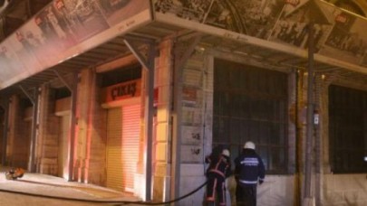 Tarihi Taksim Tünelinde yangın!