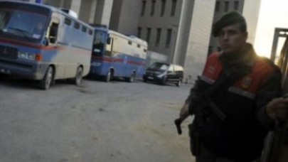 Jandarma çocuk gelinleri arıyor