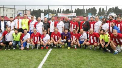 ŞÖHRETLER KARMASI PROTOKOLÜ YENEMEDİ!