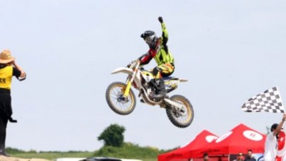 Motokrosta Sezonun 3. Ayağı Çekişmeli Geçti