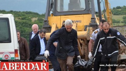 Tuvaletini yaparken üzerinden dozer geçti