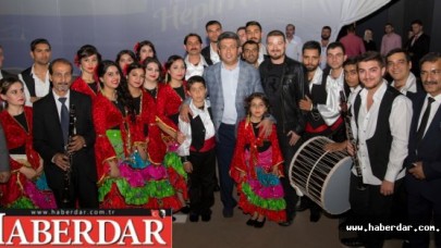 ROMAN BULUŞMASINDA BÜYÜK ŞOV