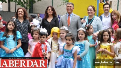 Rapunzel ile tarihi canladırdılar