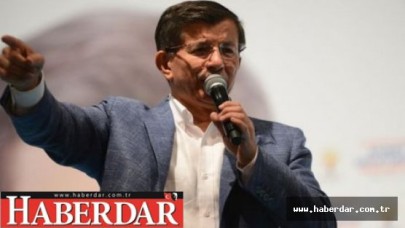 Davutoğlundan gece turu